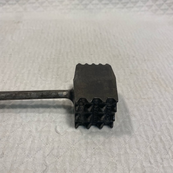 ***BUNDLE***Small Vintage Meat Tenderizer - Picture 3 of 5